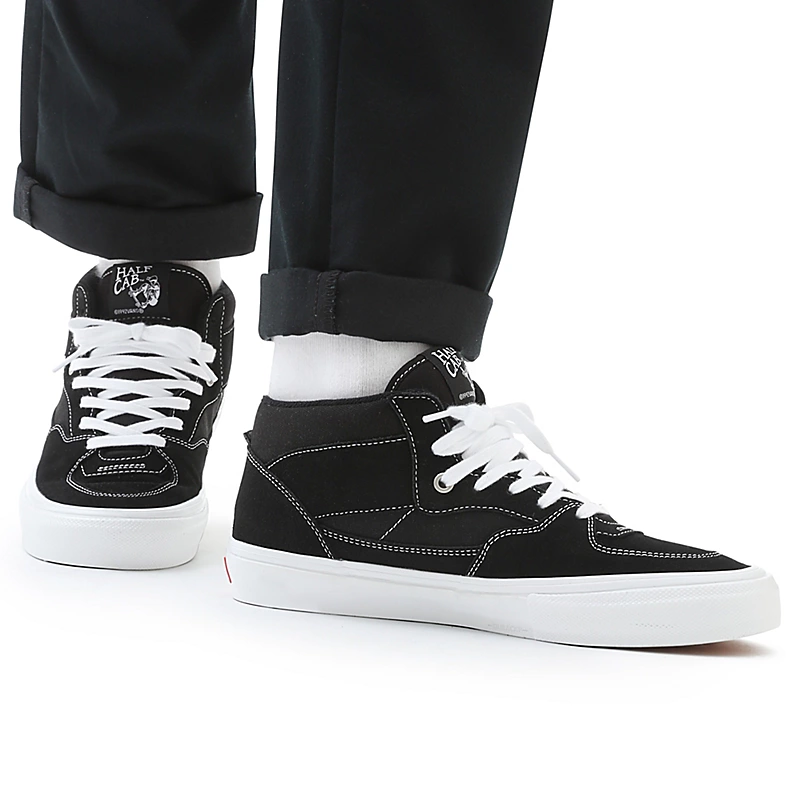 VANS SKATE HALF CAB BLACK/WHITE