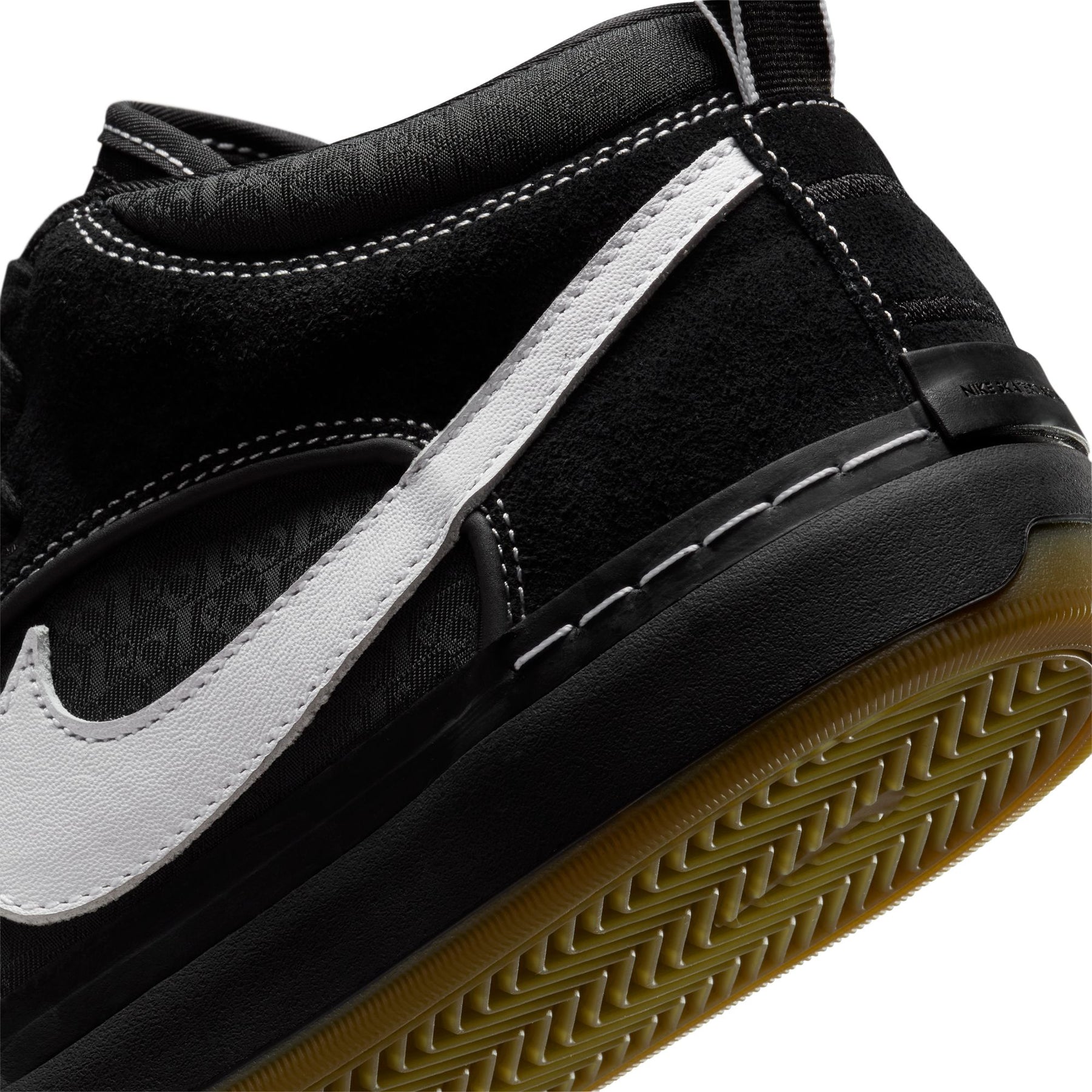 ZAPA NIKE SB REACT LEO DX4361-005