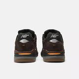ZAPA NEW BALANCE 933 BAR