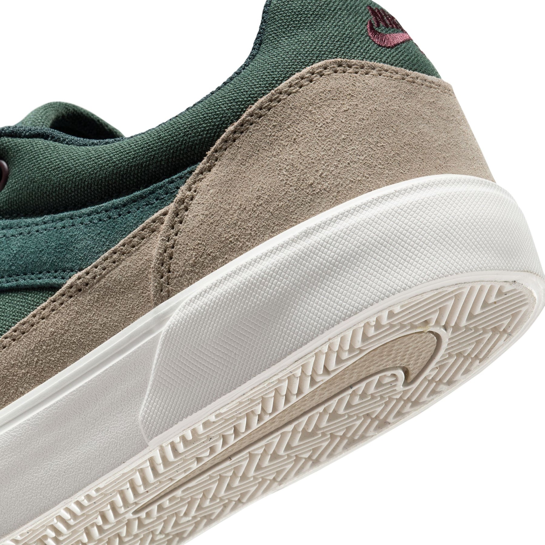 ZAPA NIKE SB MALOR FV6064-300