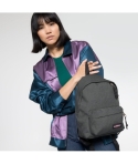 MOCHILA EASTPAK ORBIT BLACK DENIM