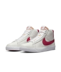 ZAPA NIKE SB BLAZER MID ISO 161