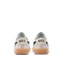 ZAPA NIKE SB BLAZER LOW PRO GT 695-100