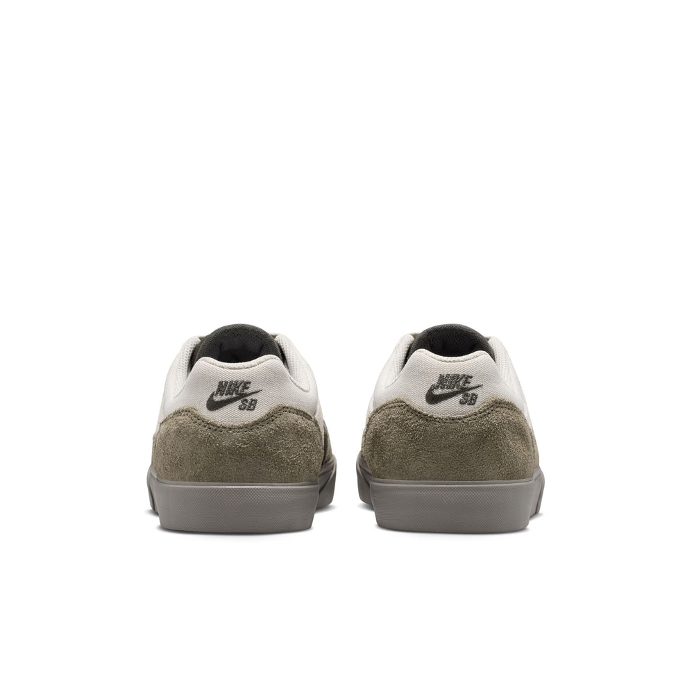 ZAPA NIKE SB MALOR FV6064-013