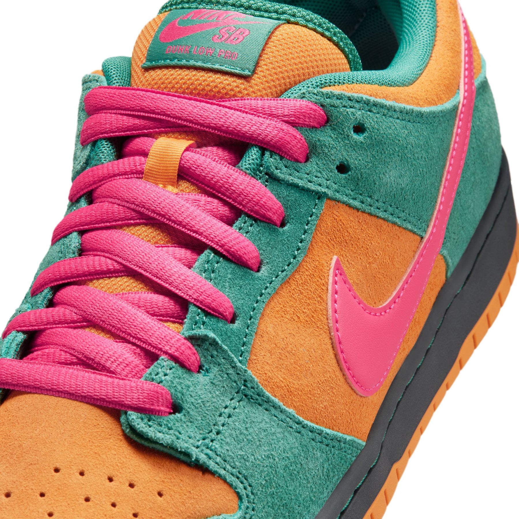 ZAPA NIKE SB DUNK LOW PRO HQ1625-301