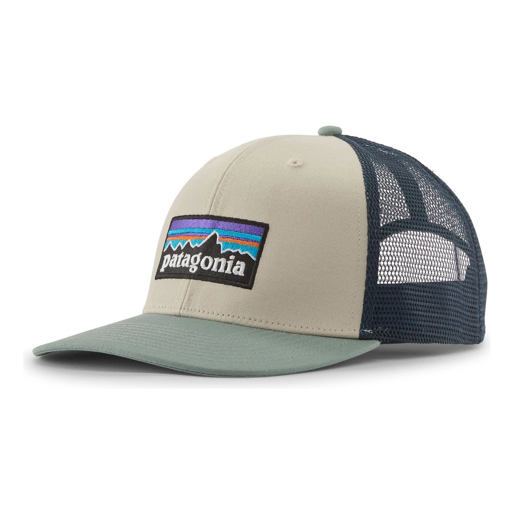GORRA PATAGONIA P-6 LOGO TRUCKER PUM
