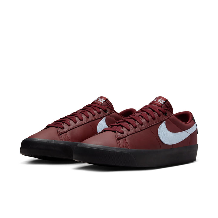 ZAPA NIKE SB BLAZER LOW PRO GT 600