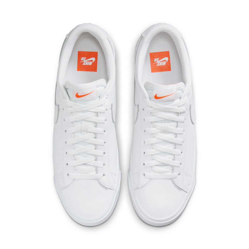 ZAPA NIKE SB BLAZER LOW GT ISO 099-101