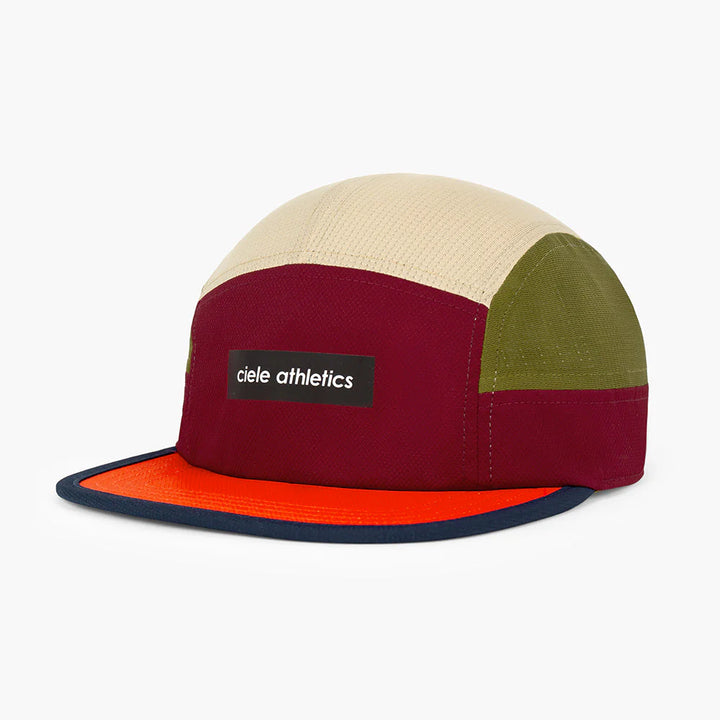 GORRA CIELE FIELD ICONIC BAR CRIMSON