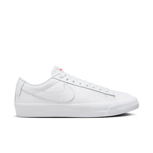 ZAPA NIKE SB BLAZER LOW GT ISO 099-101