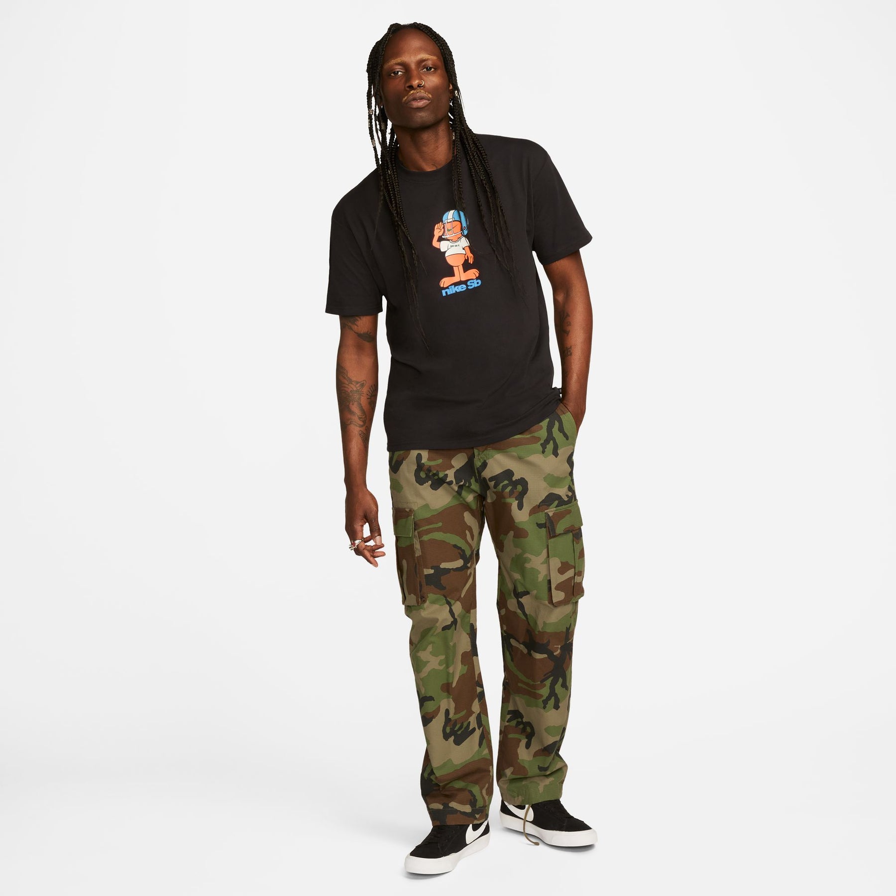 CTA NIKE SB TEE SALUTE 010