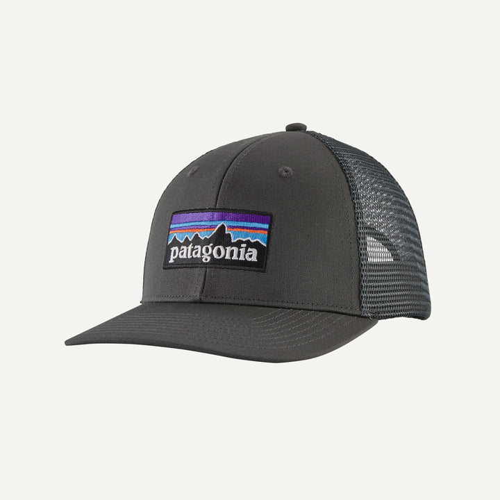 GORRA PATAGONIA P-6 LOGO TRUCKER FGE