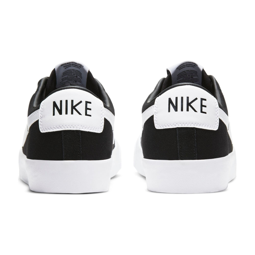 ZAPA NIKE SB BLAZER LOW PRO GT 002