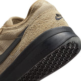 ZAPA NIKE SB PS8 200