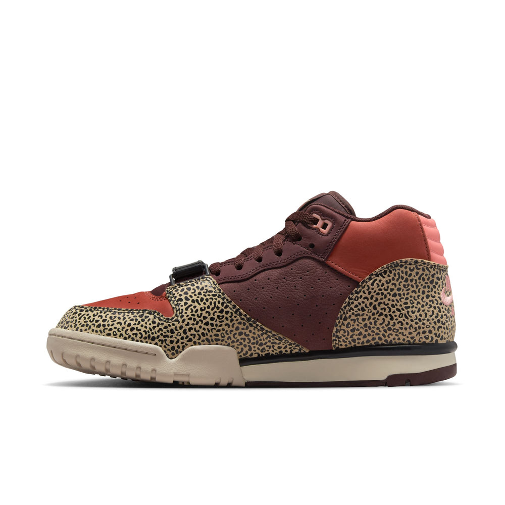 ZAPA NIKE SB AIR TRAINER 1 QS HF0501-200