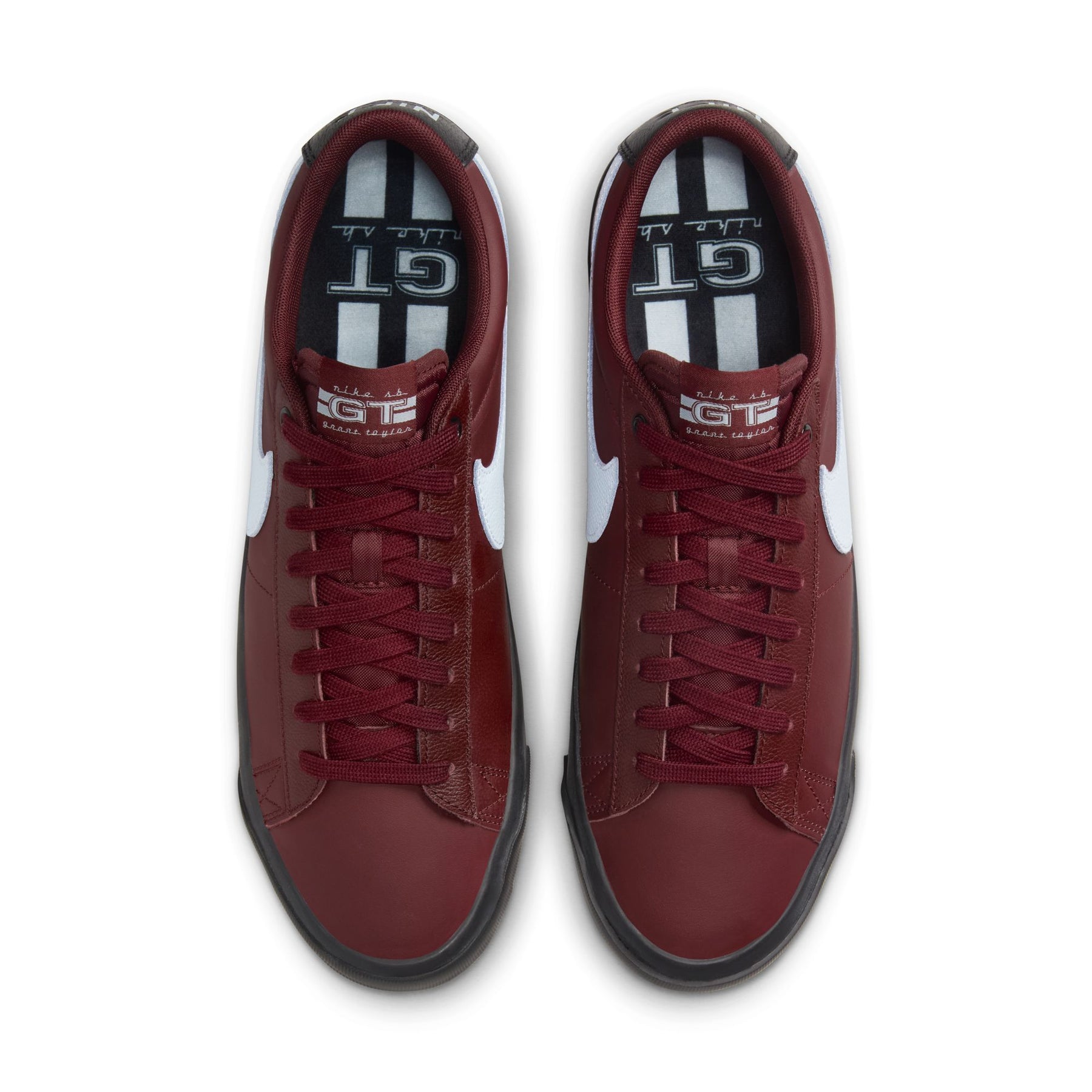 ZAPA NIKE SB BLAZER LOW PRO GT 600