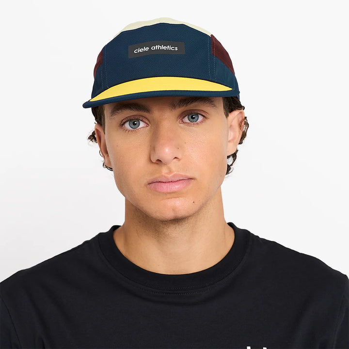 GORRA CIELE FIELD ICONIC BAR DSPACE
