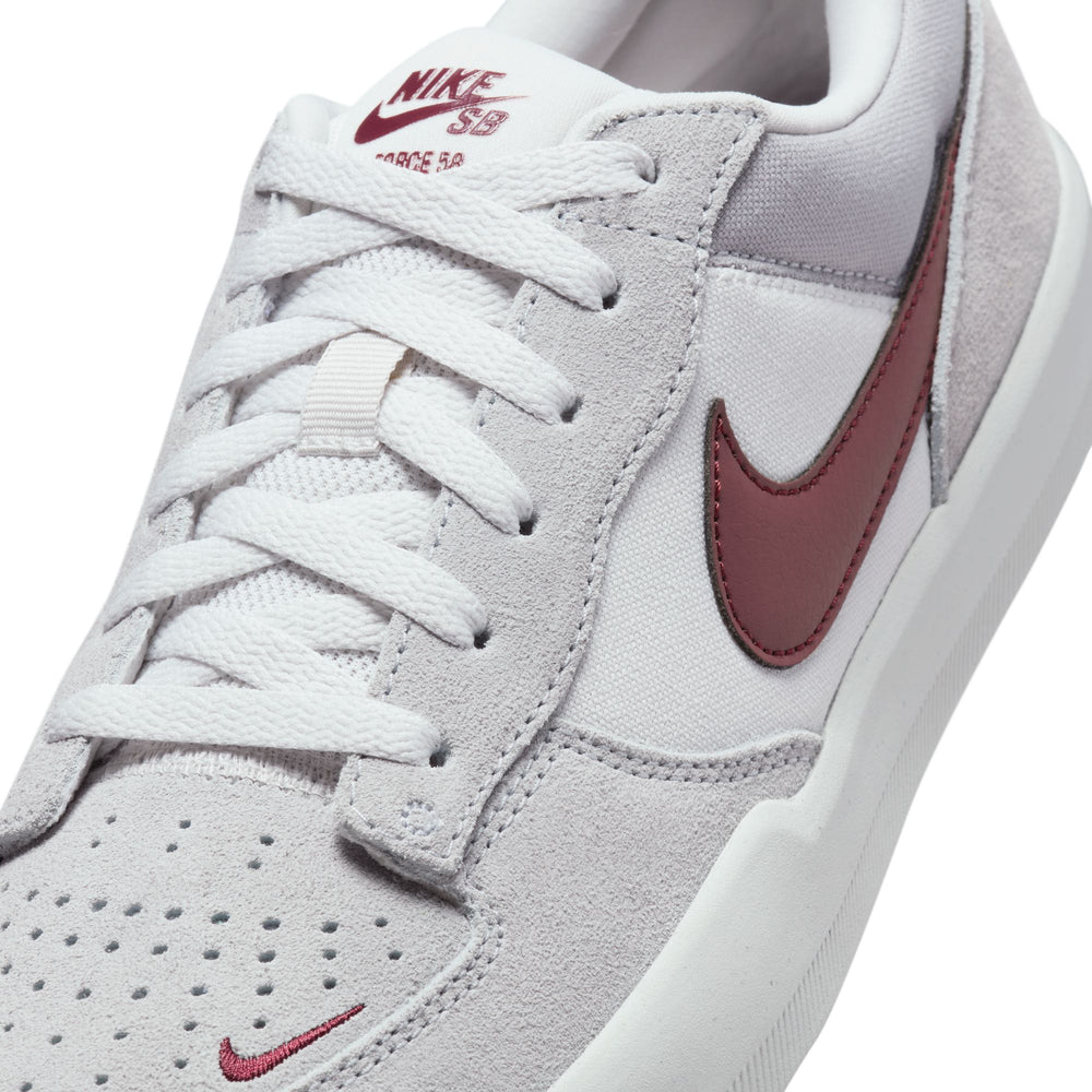 ZAPA NIKE SB FORCE 58 FQ7637-001