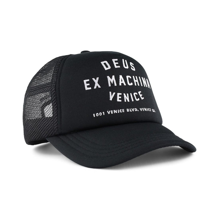 DEUS VENICE ADRESS TRUCKER BLACK CAP
