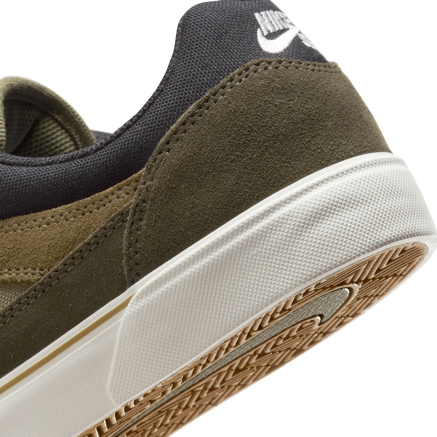 ZAPA NIKE SB MALOR 200