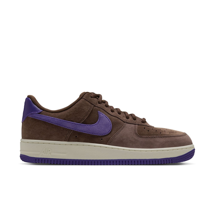 ZAPA NIKE SB AIR FORCE 1 SE IV5289-200