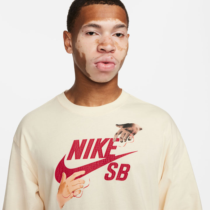 CTA NIKE SB L/S CITY OF LOVE 113