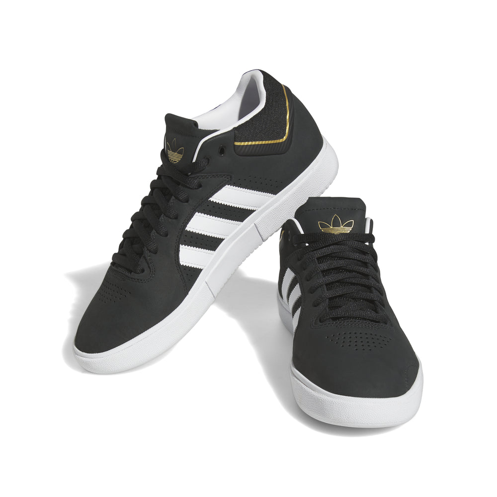 ZAPA ADIDAS TYSHAWN LOW HQ2011