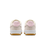ZAPA NIKE SB AIR FORCE 1 HM8517-100