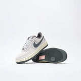 ZAPA NIKE SB AIR FORCE 1 YUTO IO8439-100