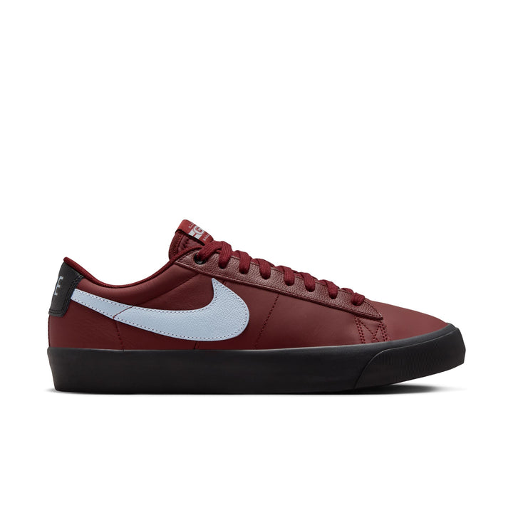 ZAPA NIKE SB BLAZER LOW PRO GT 600