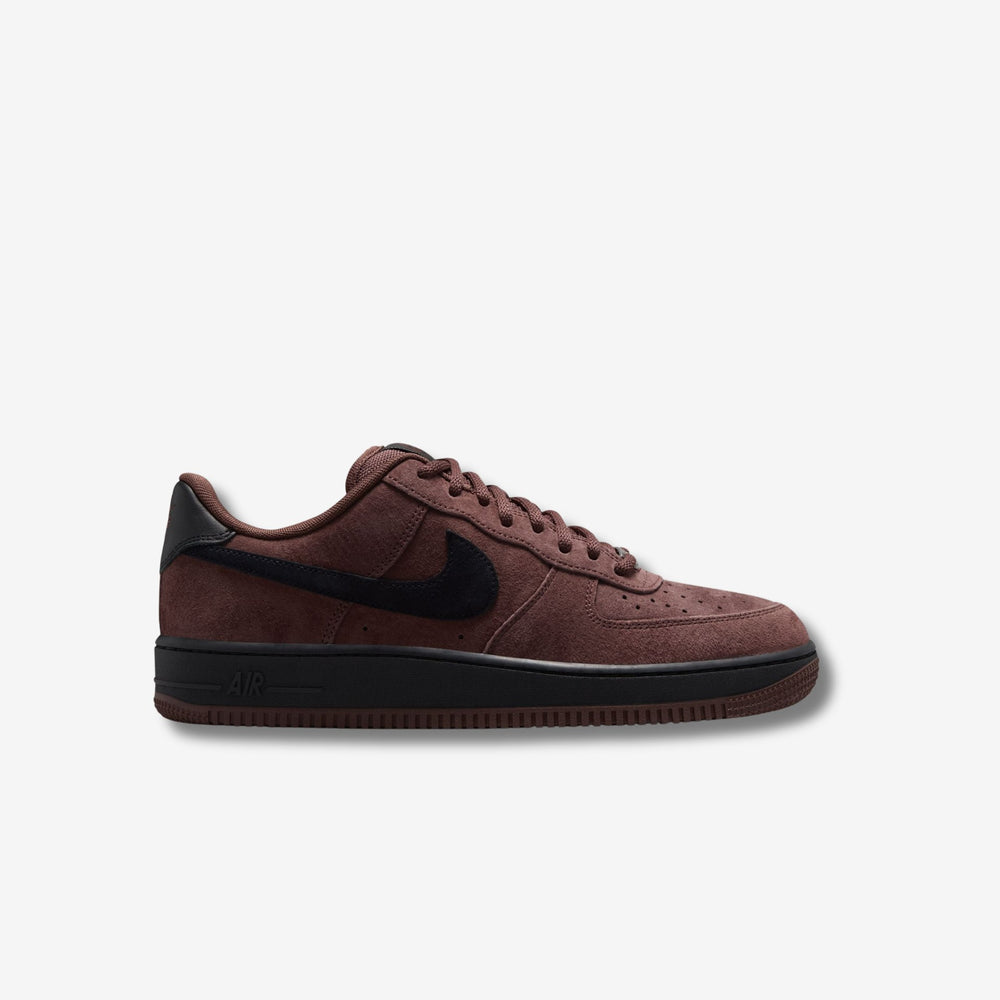 ZAPA NIKE SB AIR FORCE 1 HM8517-201