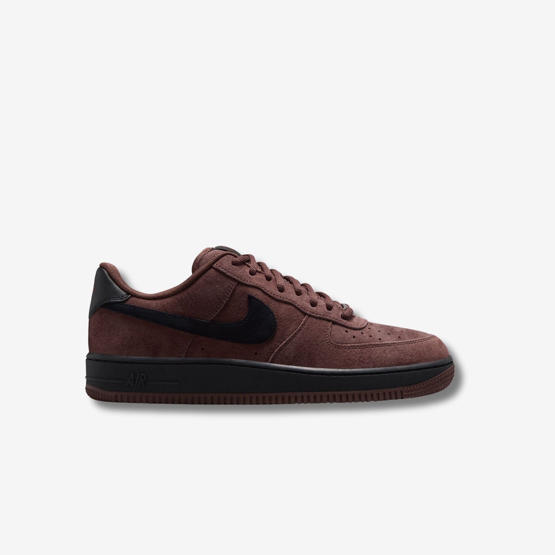 ZAPA NIKE SB AIR FORCE 1 HM8517-201