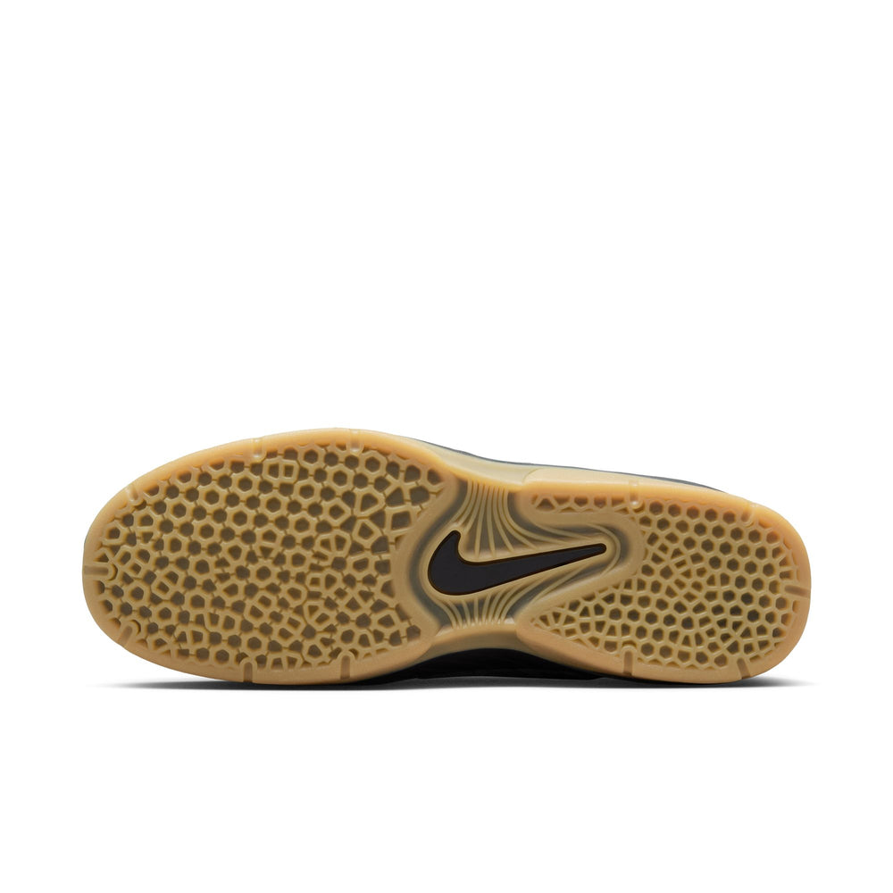 ZAPA NIKE SB VERTEBRAE ISO HJ4301-001