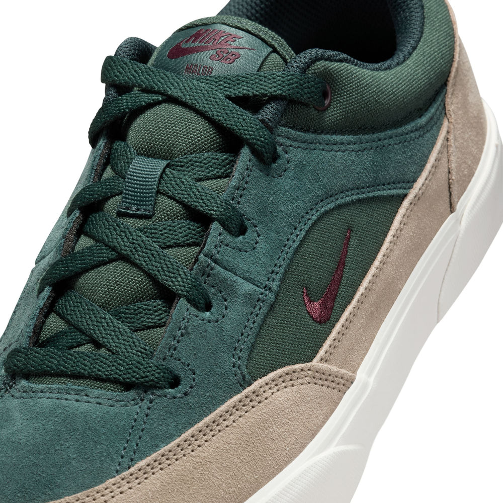 NIKE SB MALOR FV6064-300