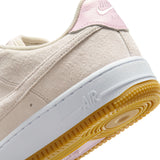 ZAPA NIKE SB AIR FORCE 1 HM8517-100