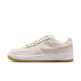 ZAPA NIKE SB AIR FORCE 1 HM8517-100