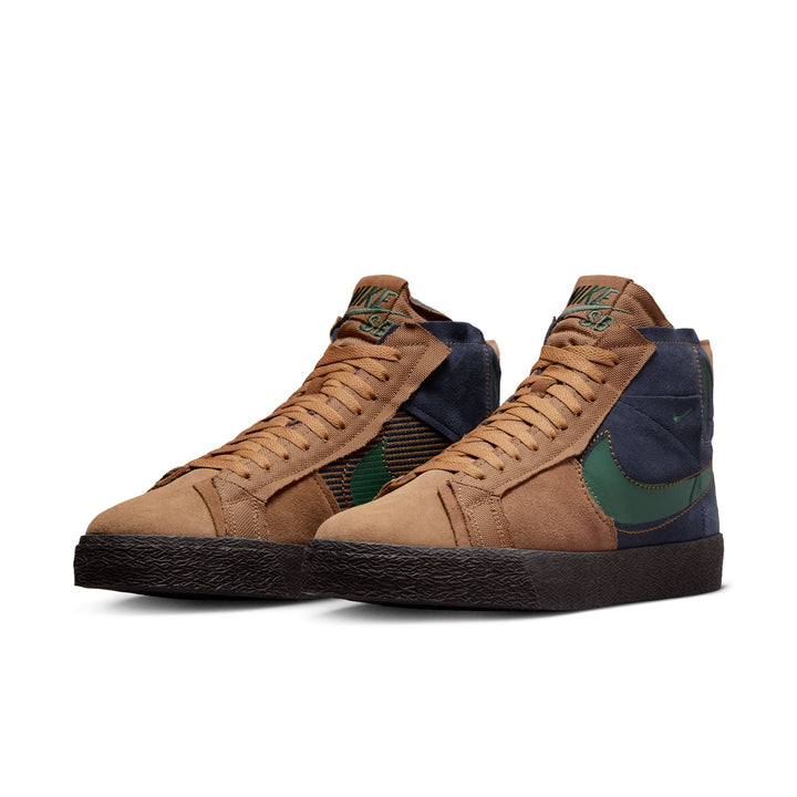 ZAPA NIKE SB BLAZER MID PRM 200
