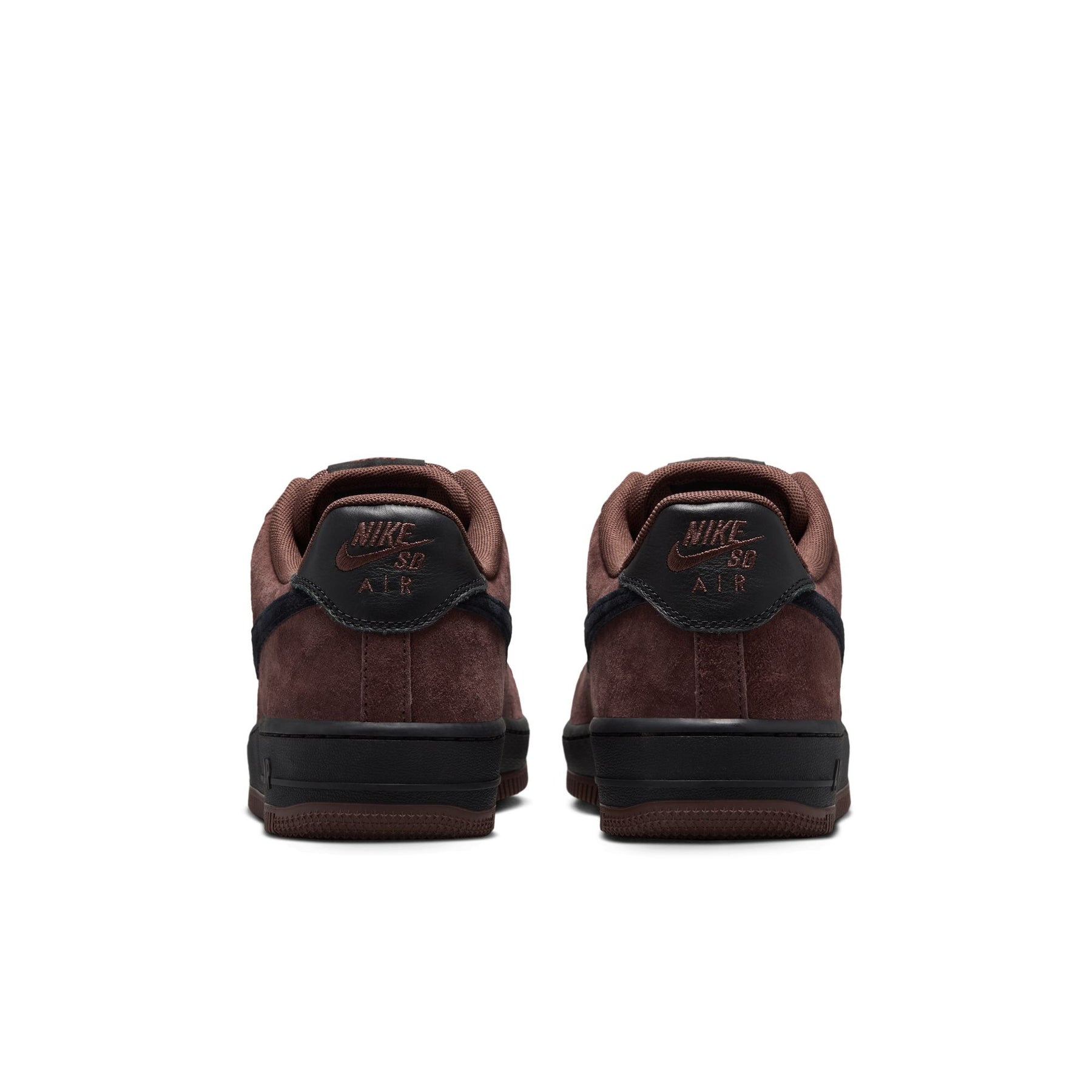 ZAPA NIKE SB AIR FORCE 1 HM8517-201