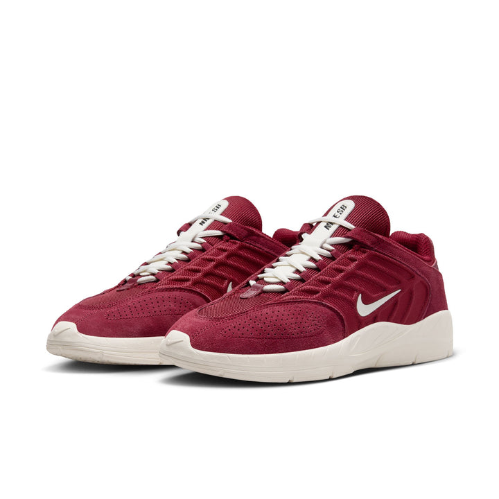 ZAPA NIKE SB VERTEBRAE 600