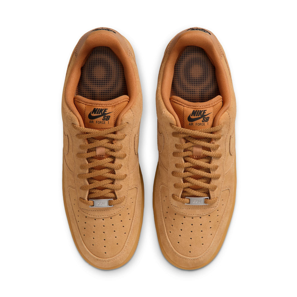 ZAPA NIKE SB AIR FORCE 1 HM8517-200