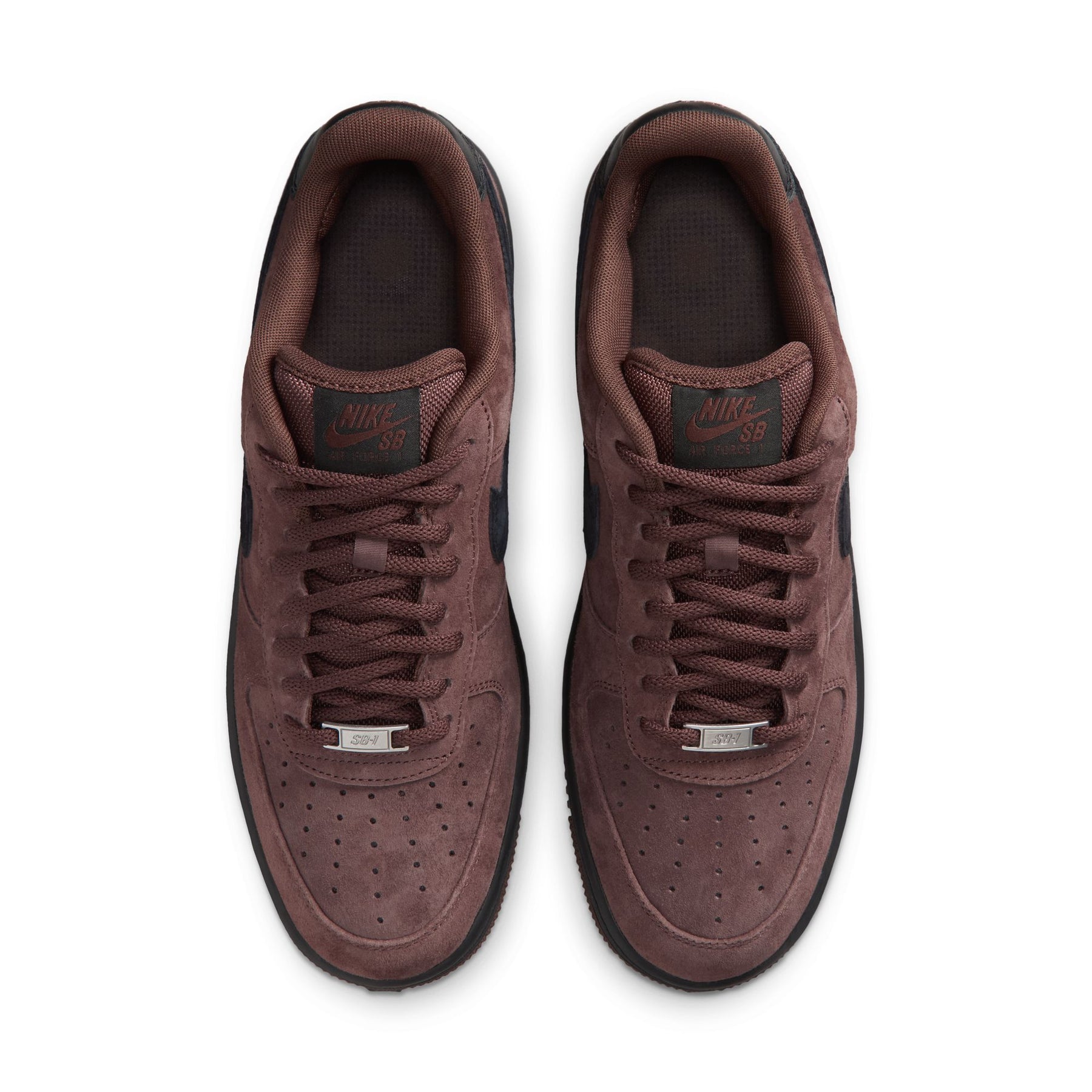 ZAPA NIKE SB AIR FORCE 1 HM8517-201