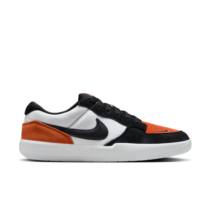 ZAPA NIKE SB FORCE 58 DV5477-100