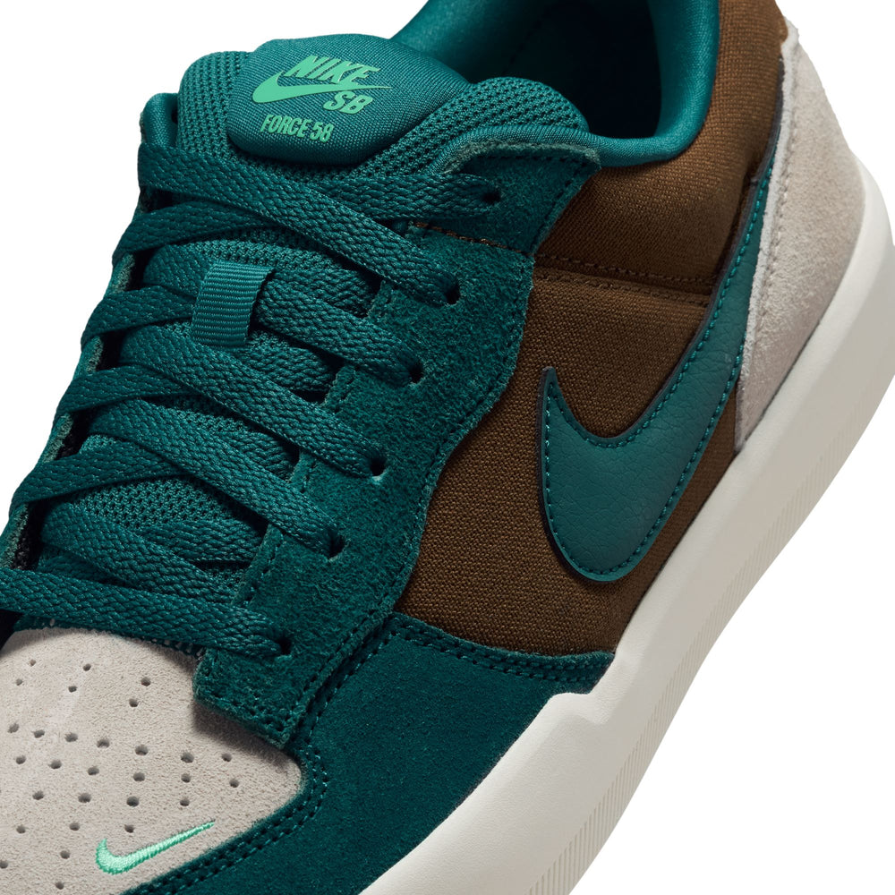 ZAPA NIKE SB FORCE 58 IQ8398-201