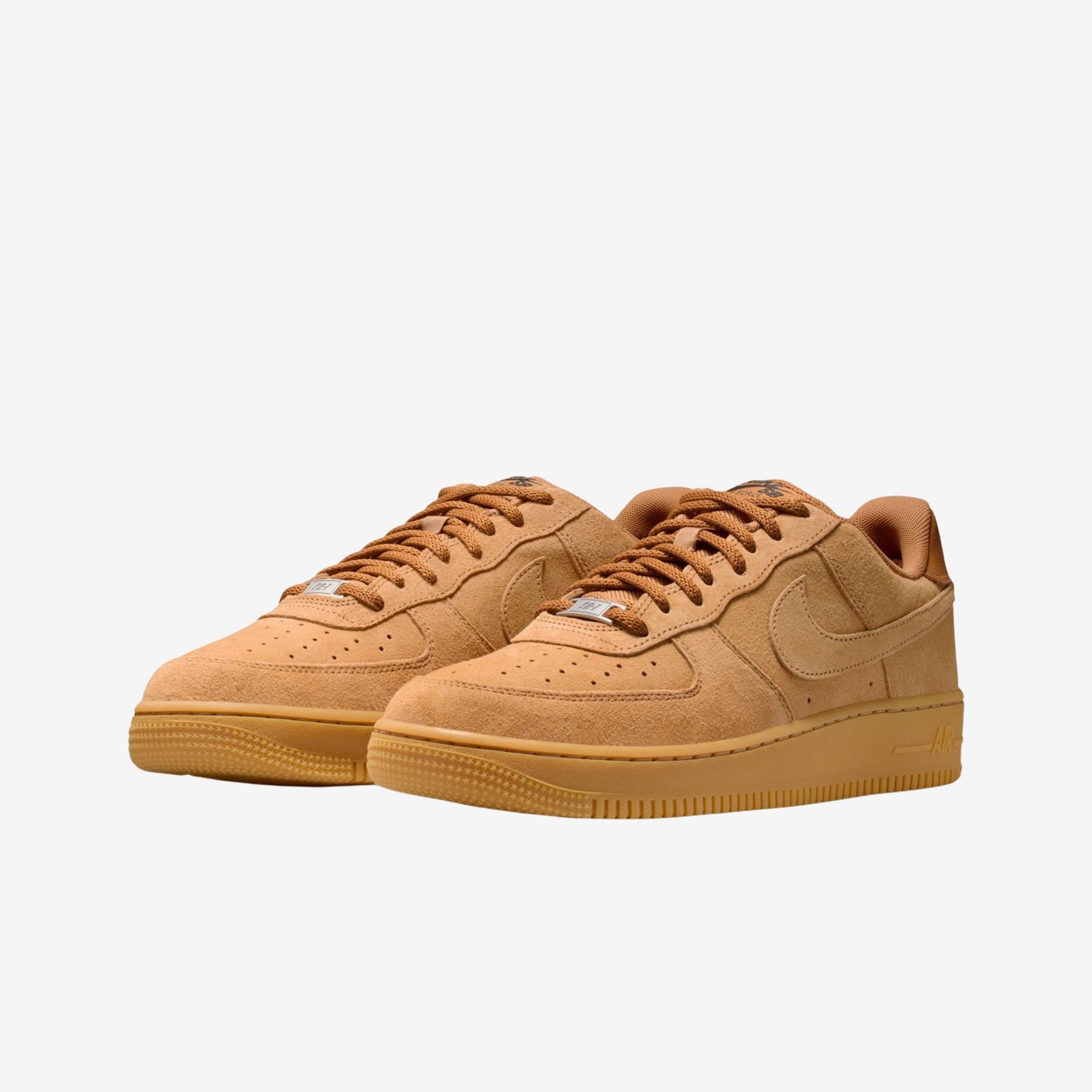 ZAPA NIKE SB AIR FORCE 1 HM8517-200
