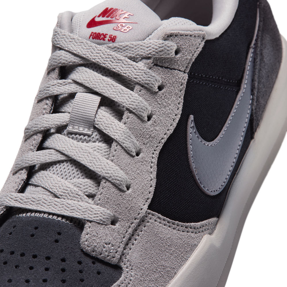 ZAPA NIKE SB FORCE 58 DV5477-013