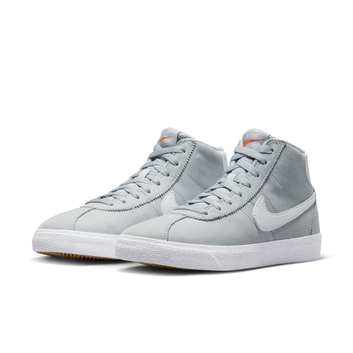 ZAPA NIKE SB BRUIN HI ISO 001
