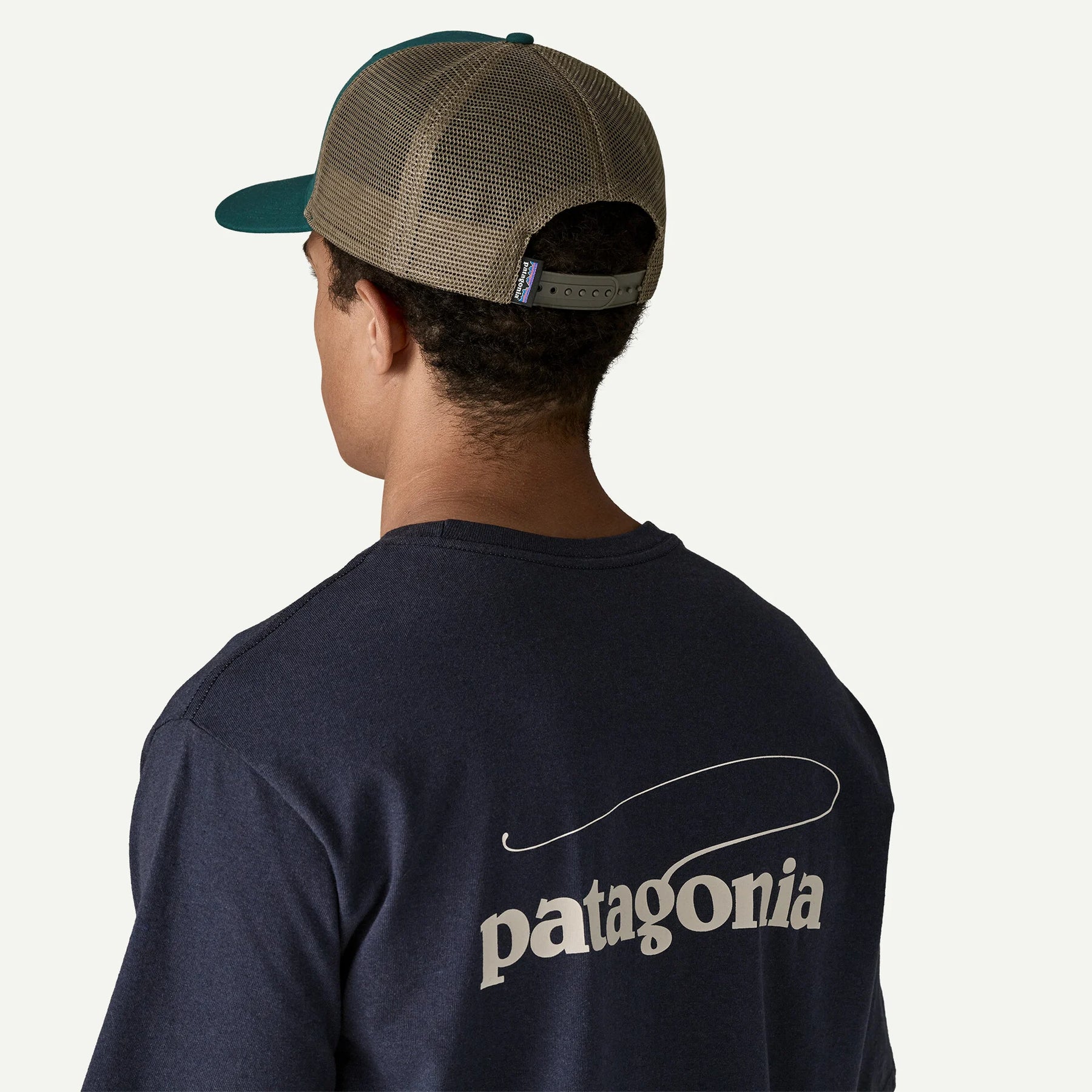 GORRA PATAGONIA P-6 LOGO TRUCKER CASG