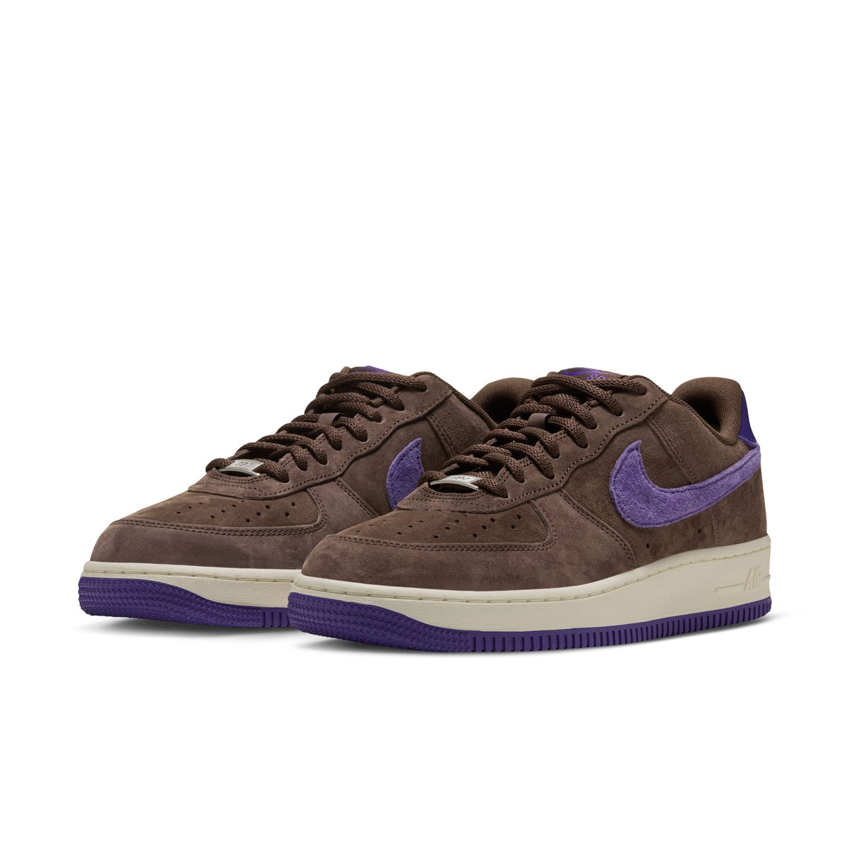 ZAPA NIKE SB AIR FORCE 1 SE IV5289-200