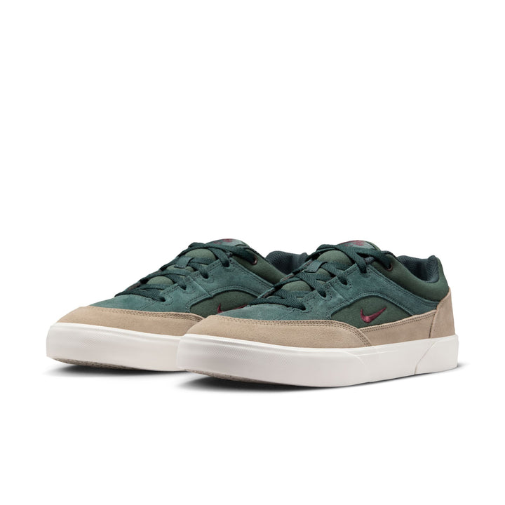 NIKE SB MALOR FV6064-300