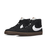 ZAPA NIKE SB BLAZER MID 010